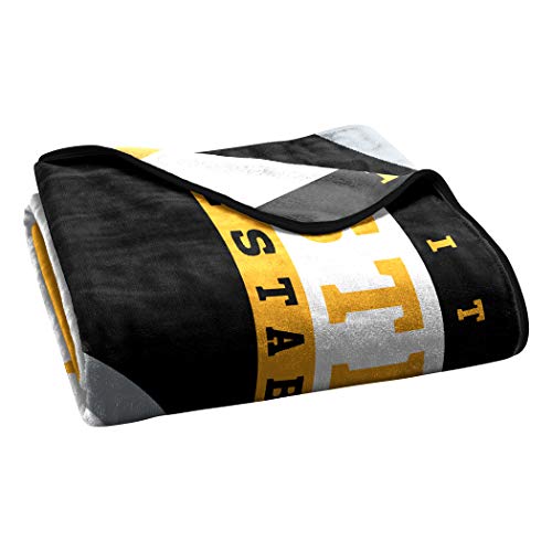 The Northwest Company Officially Licensed NFL "12th Man" Plush Rachel Throw Blanket, 60" x 80", Multi Color