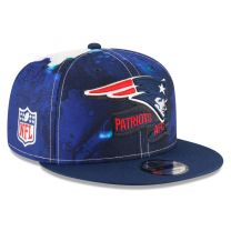 New Era Men's Cream New England Patriots 2022 Sideline 9FIFTY Ink Dye Snapback Hat