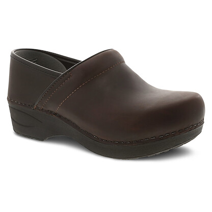 Dansko Women's XP 2.0 Pull Up Clog Brown Waterproof - 3950670202