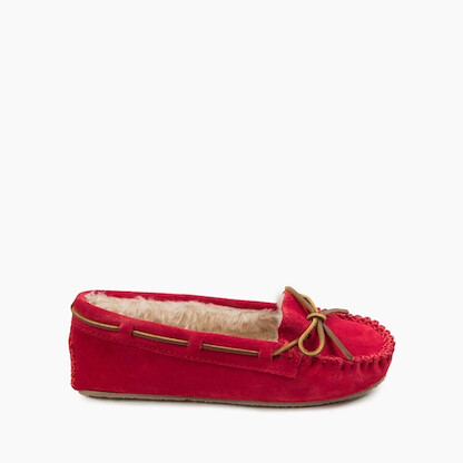 Minnetonka Women's Cally Slipper Cherry Red - 4016-CHY