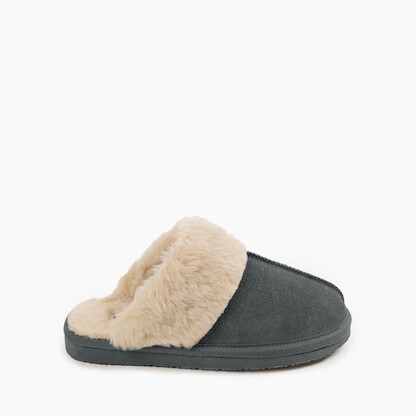 Minnetonka Women's Chesney Slipper Charcoal - 40885-CHR