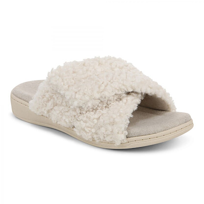 Vionic Women's Relax II Slippers Cream Faux Shearling - J0895F1100
